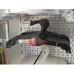 Вішалка-плечики для білизни и дитячого одягу (26см. чорні)